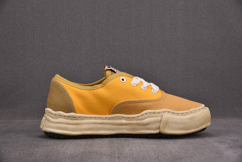 maison mihara yasuhiro sneaker