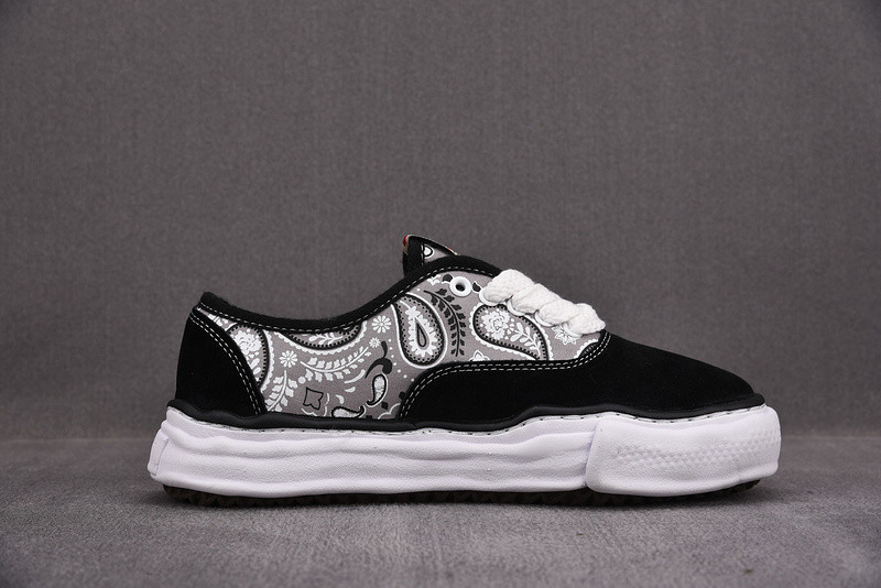 maison mihara yasuhiro sneaker