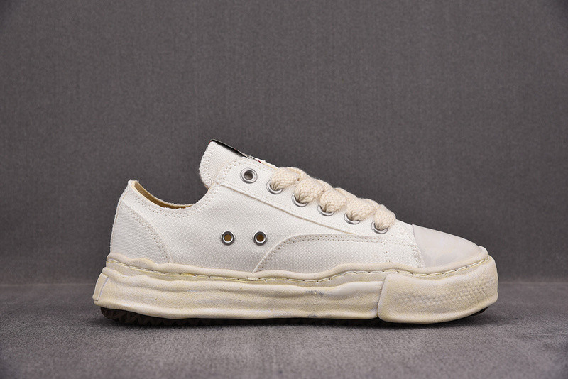 maison mihara yasuhiro sneaker