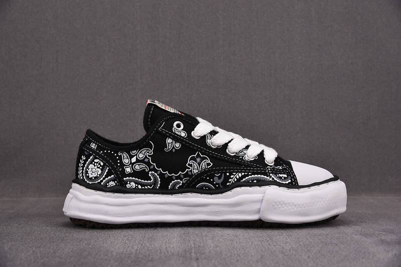 maison mihara yasuhiro sneaker