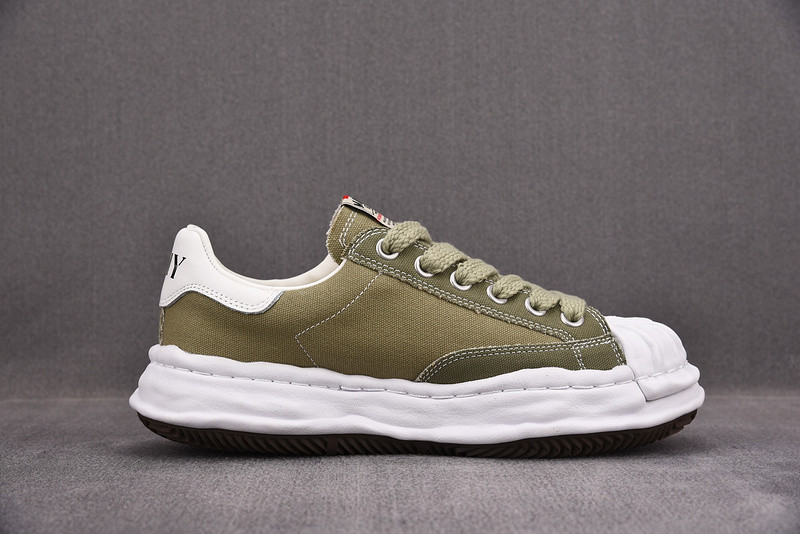 maison mihara yasuhiro sneaker