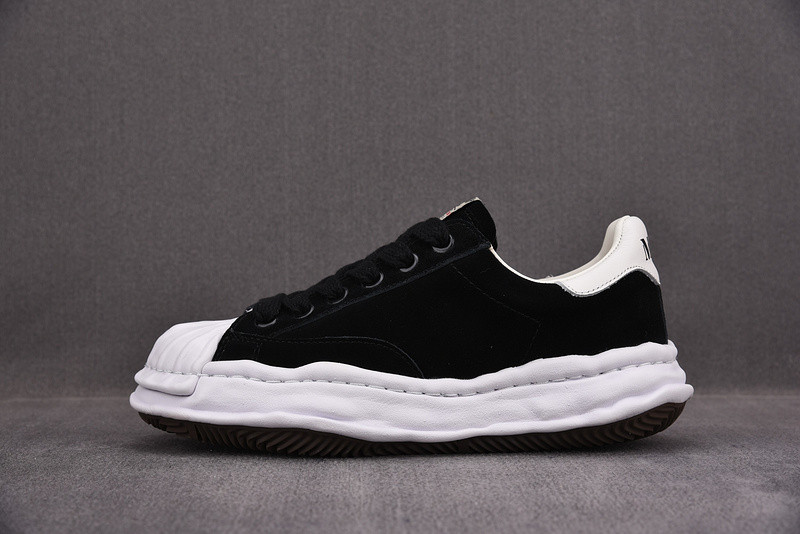 maison mihara yasuhiro sneaker