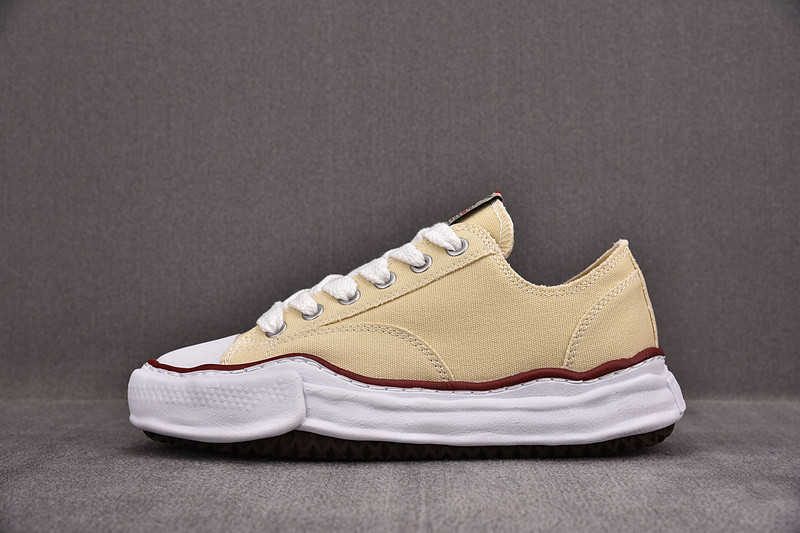 maison mihara yasuhiro sneaker