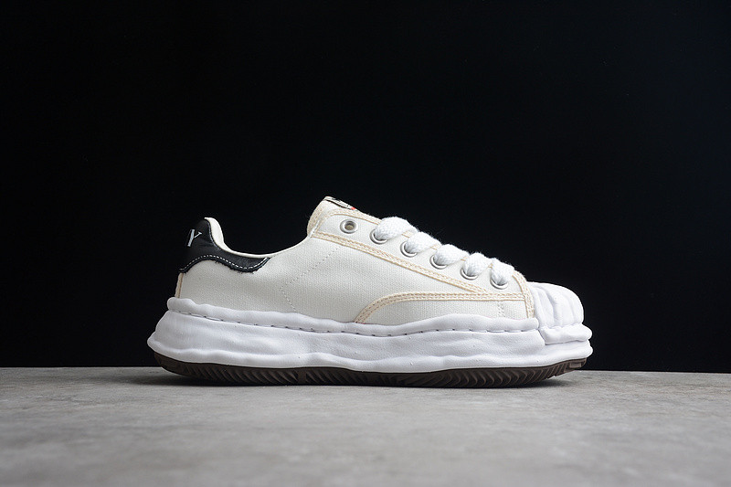 maison mihara yasuhiro sneaker