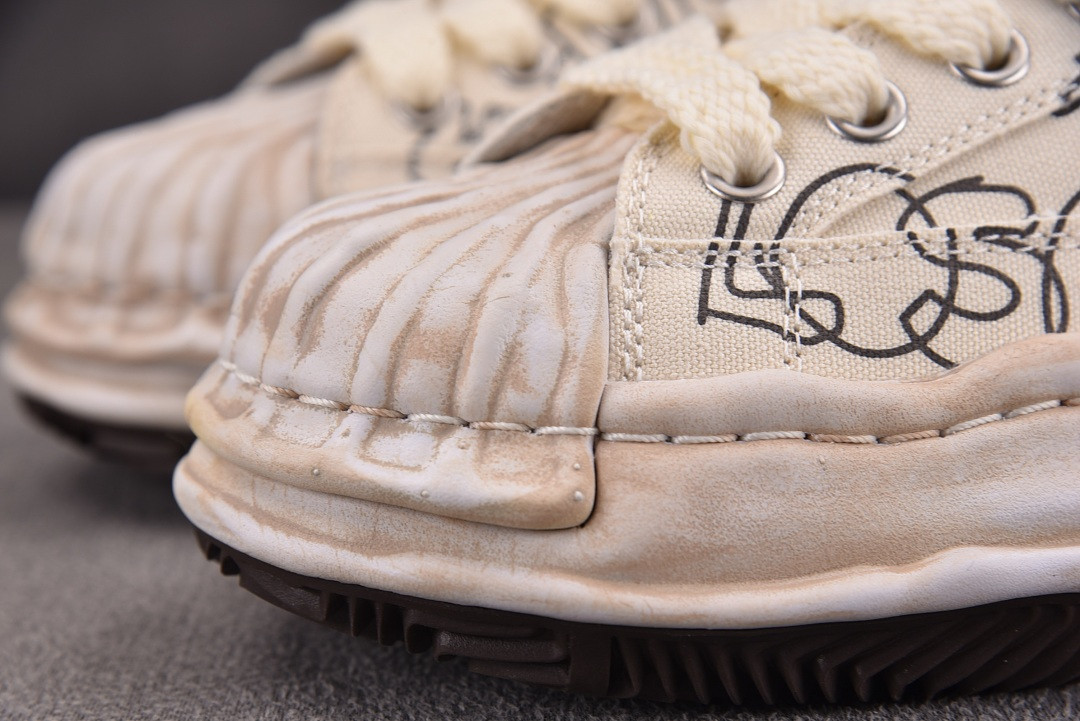 Ma1s0n MIHARA YASUHIRO Sneaker