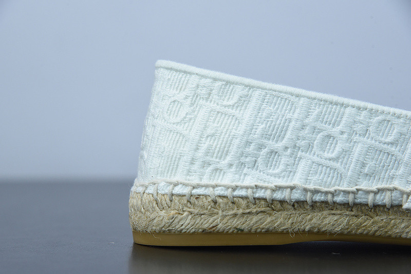 dio* sneaker