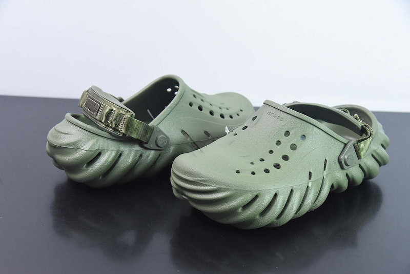 crocs echo clog army green