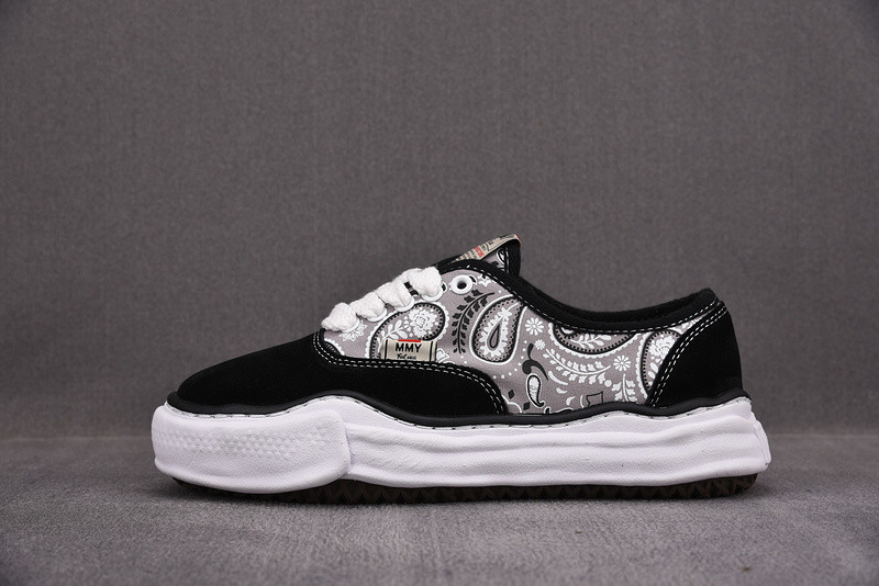 maison mihara yasuhiro sneaker