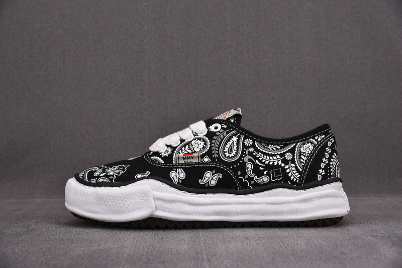 maison mihara yasuhiro sneaker
