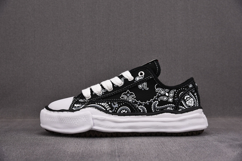 maison mihara yasuhiro sneaker