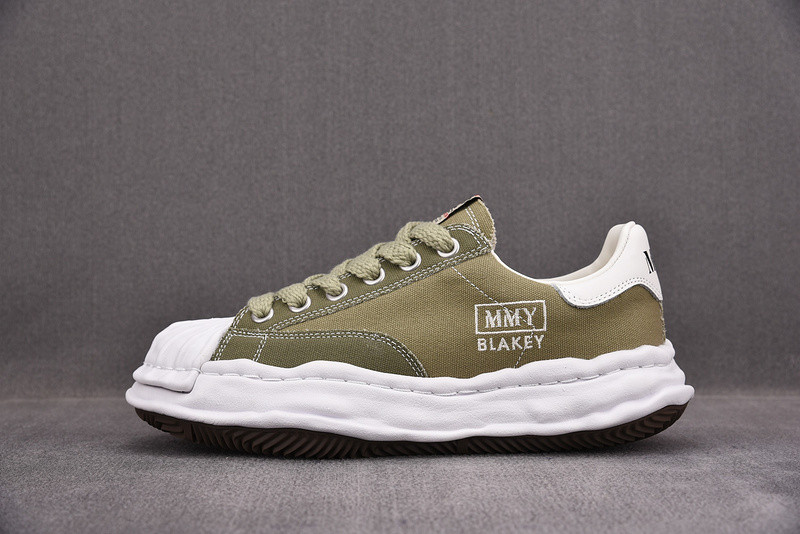 maison mihara yasuhiro sneaker
