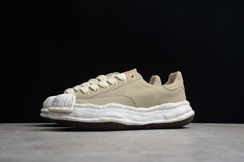 maison mihara yasuhiro sneaker