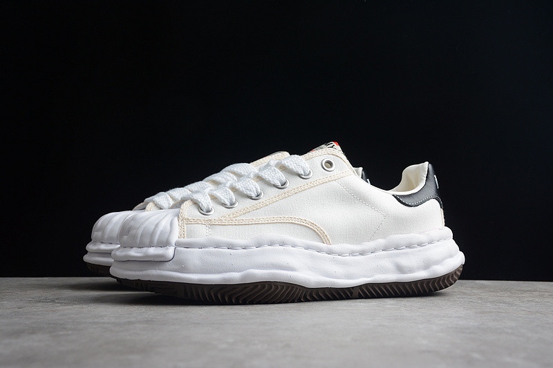maison mihara yasuhiro sneaker