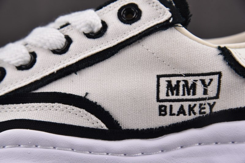 Ma1s0n mihara yasuhiro sneaker