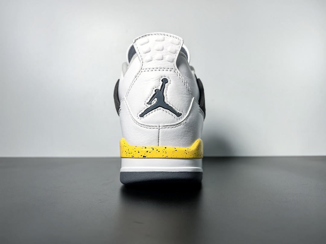 Air Jordan 4 "Rare Air" 