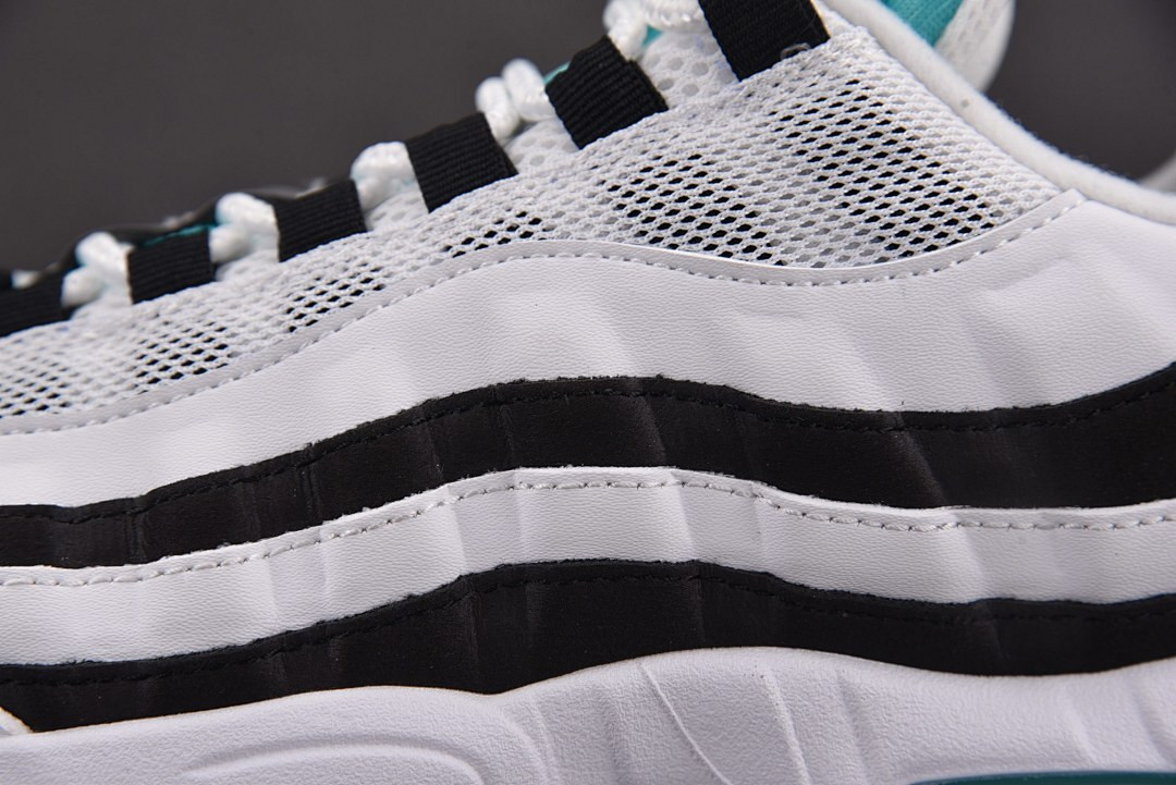 Nike Air Max 95 OG “Black Border” IM7409-100