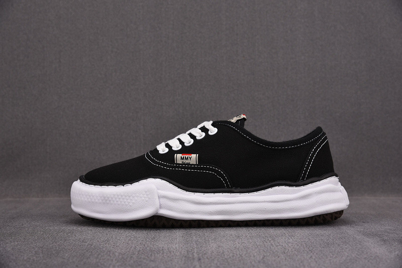 maison mihara yasuhiro sneaker