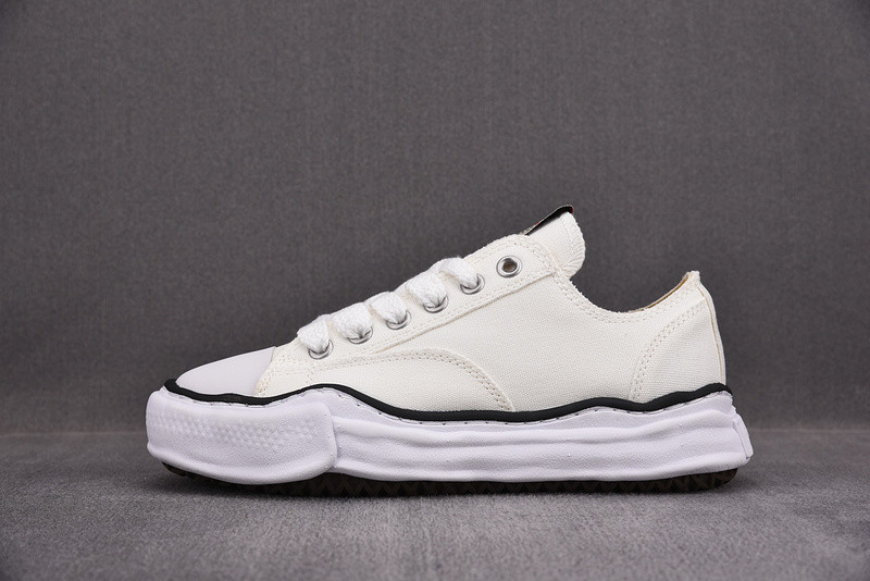 maison mihara yasuhiro sneaker