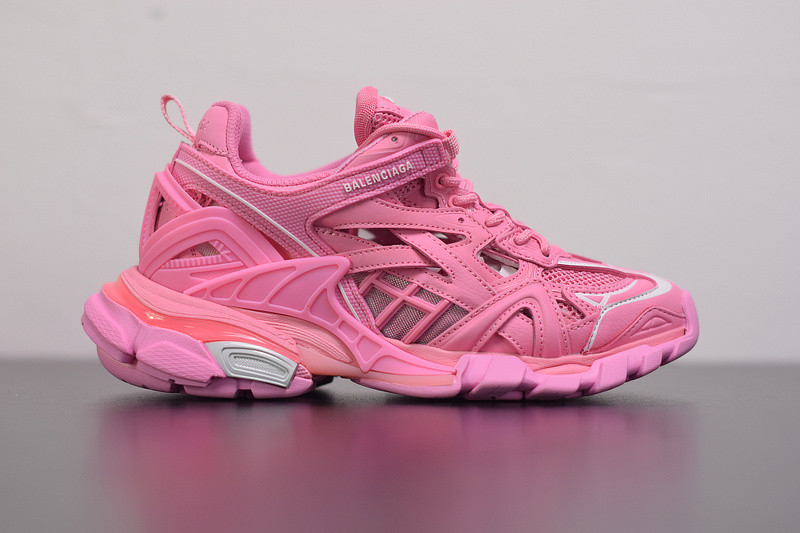 bc track sneaker