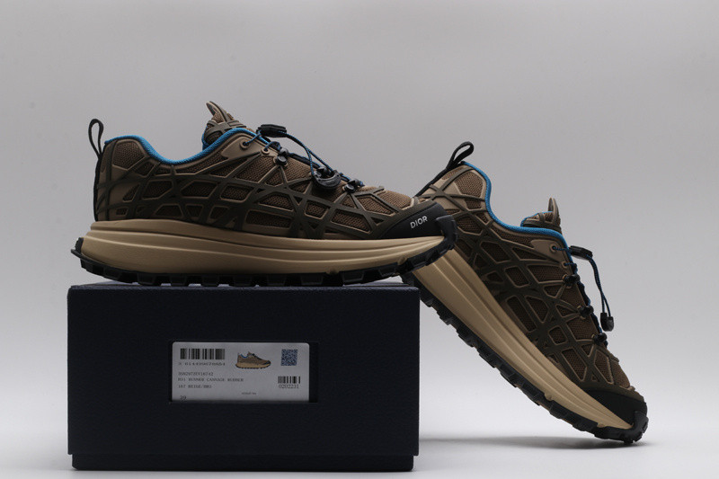 dio* sneaker