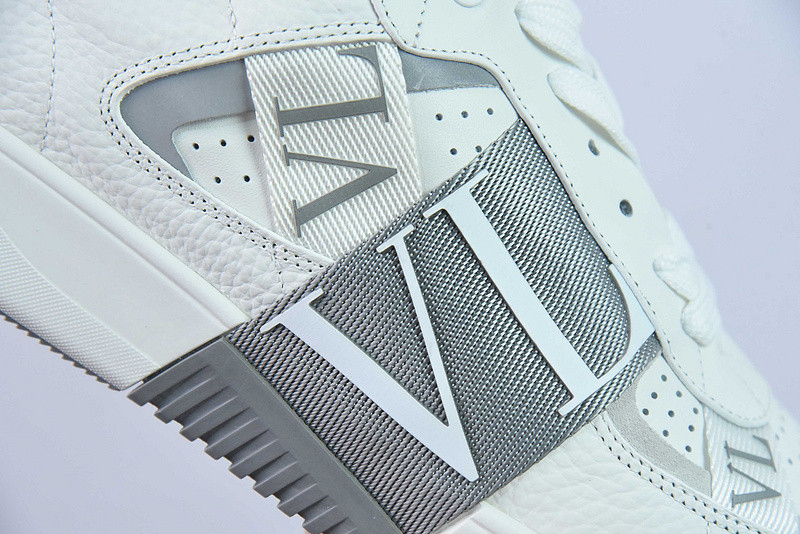 valentino sneaker
