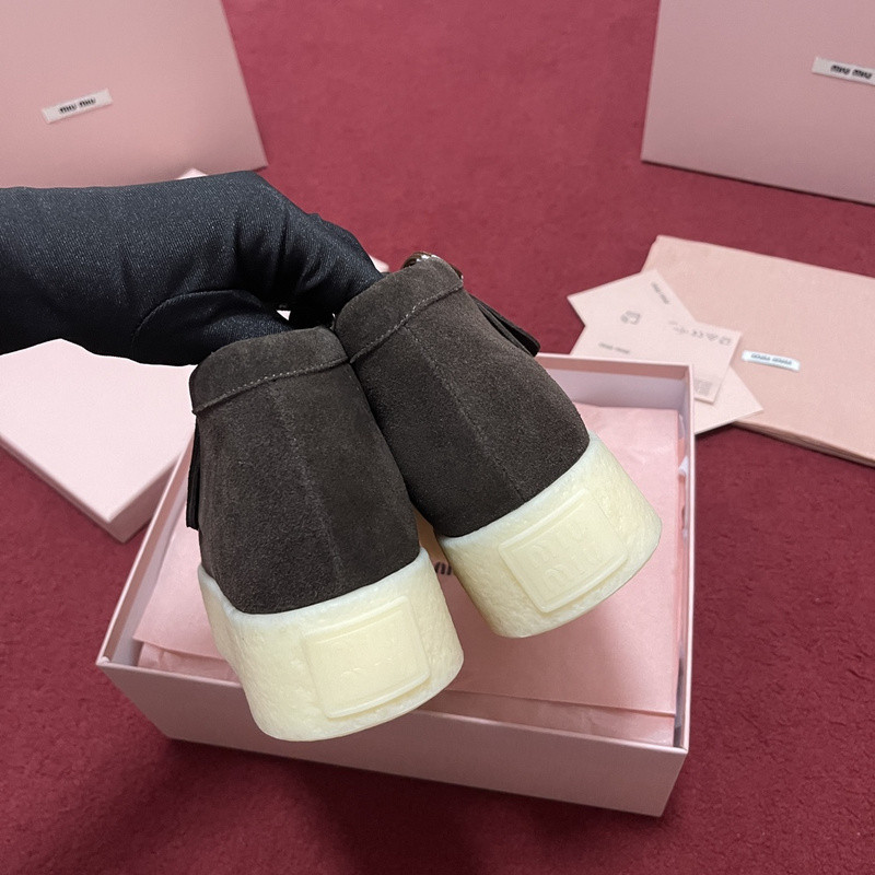 mIUMIU SNEAKER