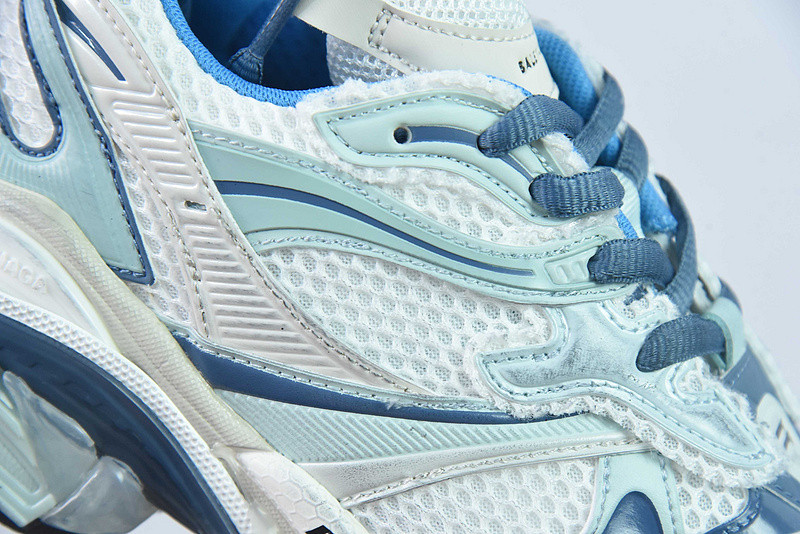 BC TRACK SNEAKER
