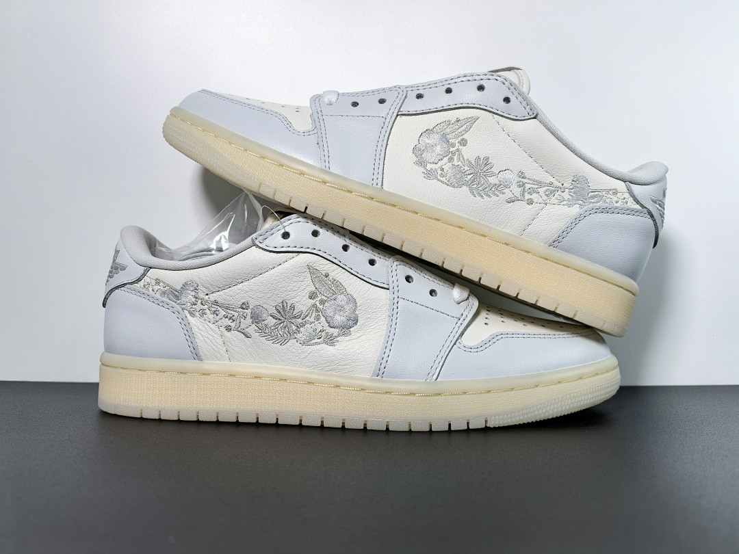 Air Jordan 1 Low OG “Floral Swoosh” IF4391-100