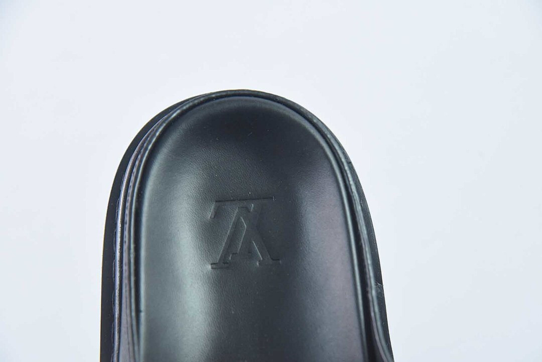 LVT SANDALS