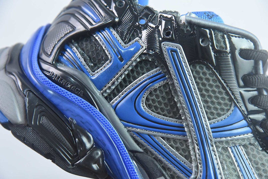 Ba1en*iaga Runner Sneaker