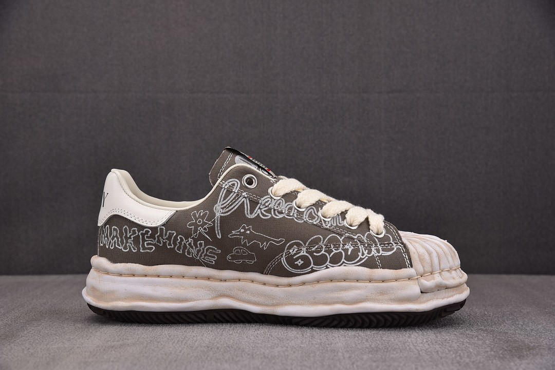 Ma1s0n MIHARA YASUHIRO Sneaker