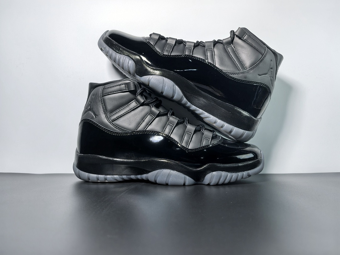 Comme des Garçons Homme Plus x Air Jordan 11 Black/White IV7639-001