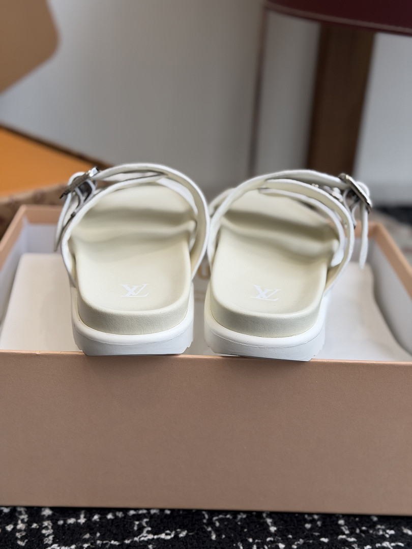 LVT SANDALS