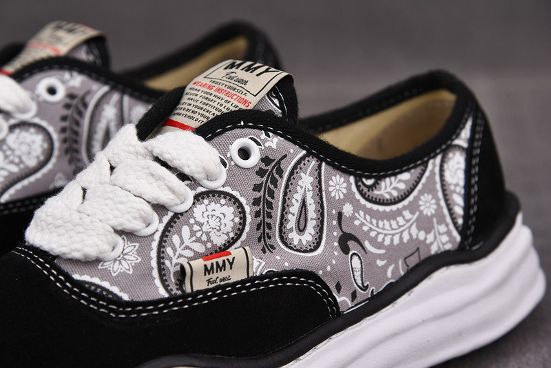 maison mihara yasuhiro sneaker