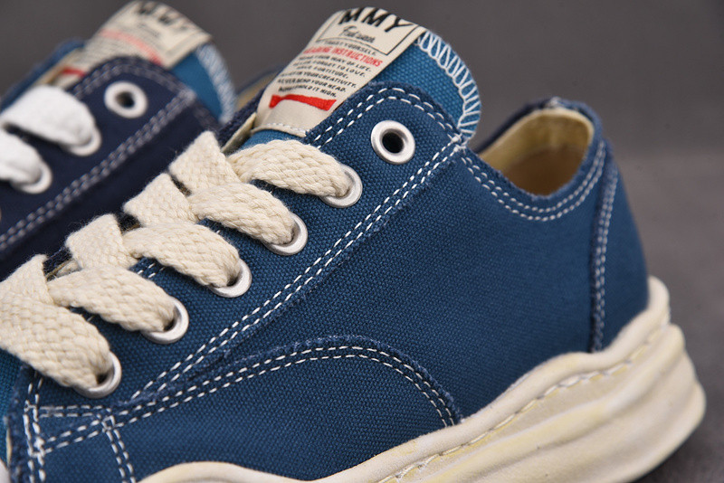 maison mihara yasuhiro sneaker
