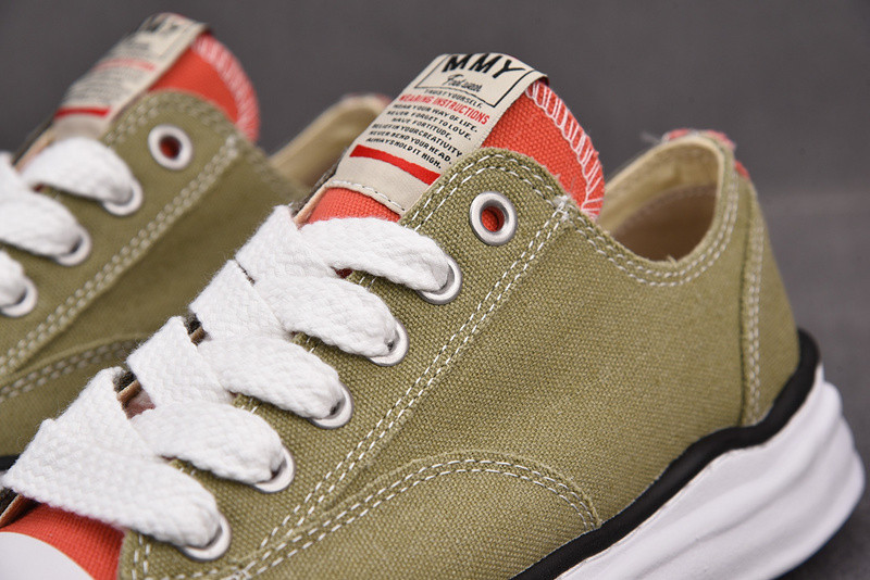 maison mihara yasuhiro sneaker