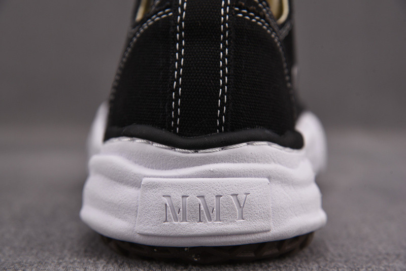 maison mihara yasuhiro sneaker