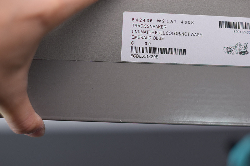 bc track sneaker