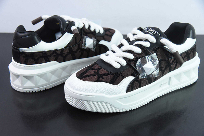 valentino sneaker