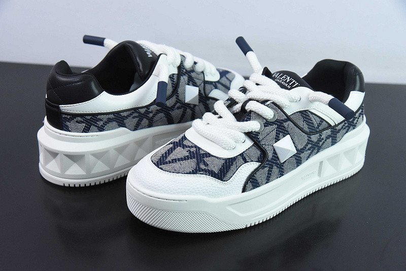 valentino sneaker