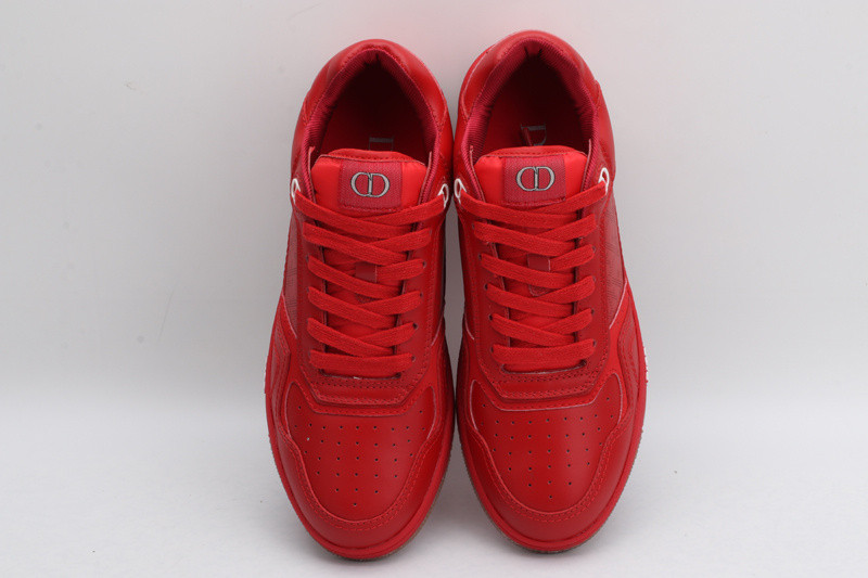 dio* sneaker
