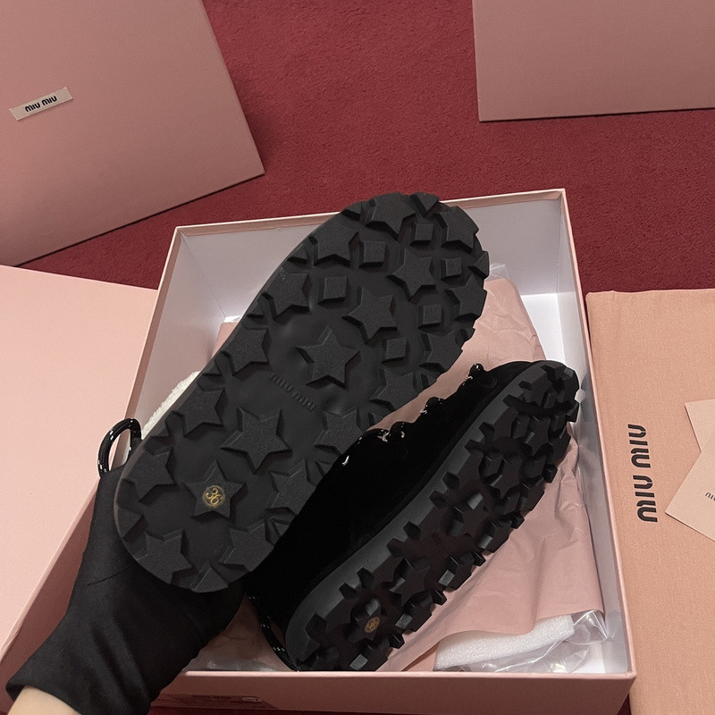 mIUMIU SNEAKER