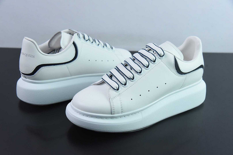 AlexER McEEN SNEAKERS