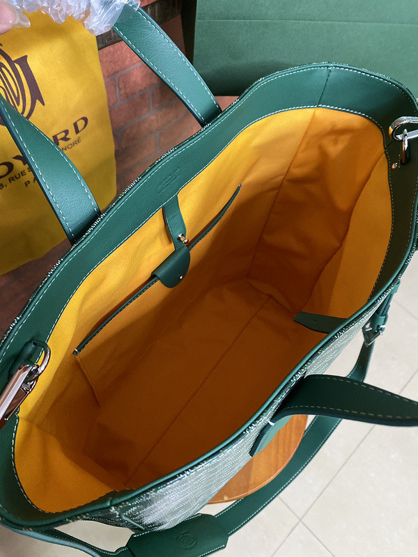 GOYARD PURSE