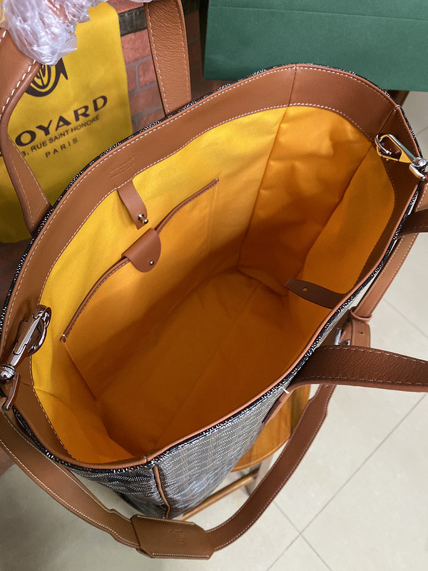 GOYARD PURSE