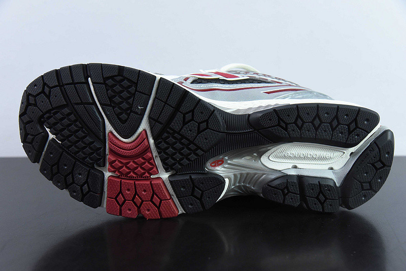 new balance sneaker