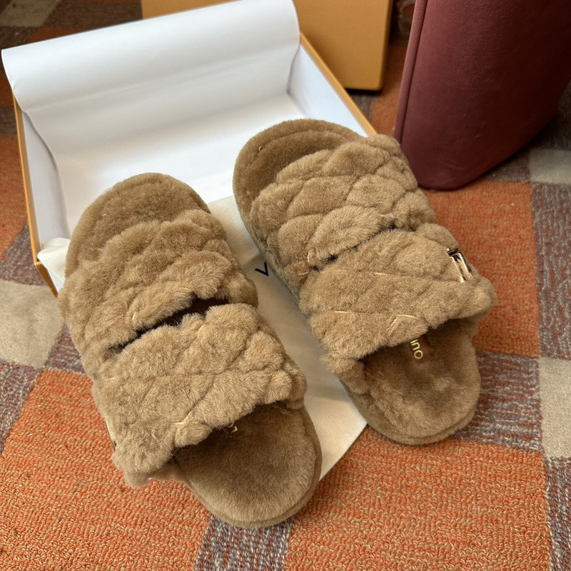 LVT SANDALS