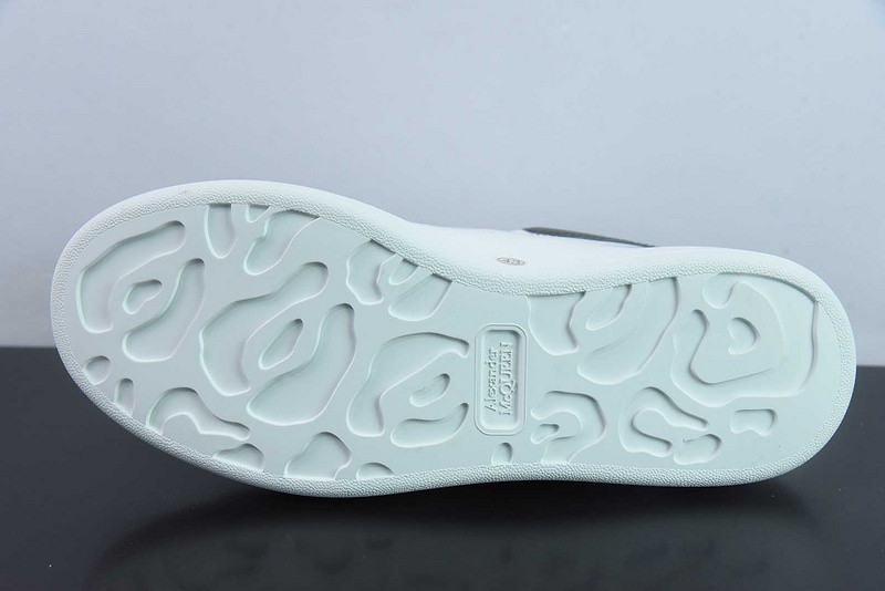 AlexER McEEN SNEAKERS