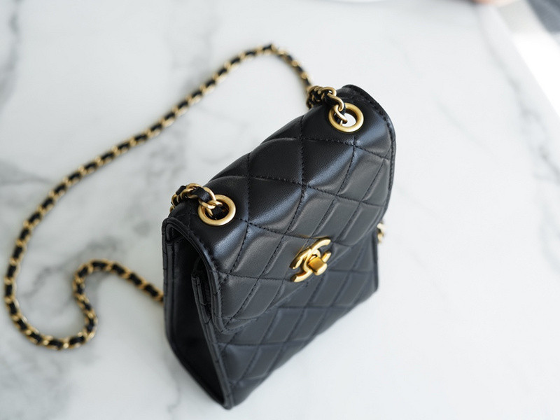 chanel purse
