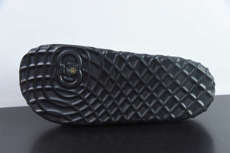 GUCCI SANDALS
